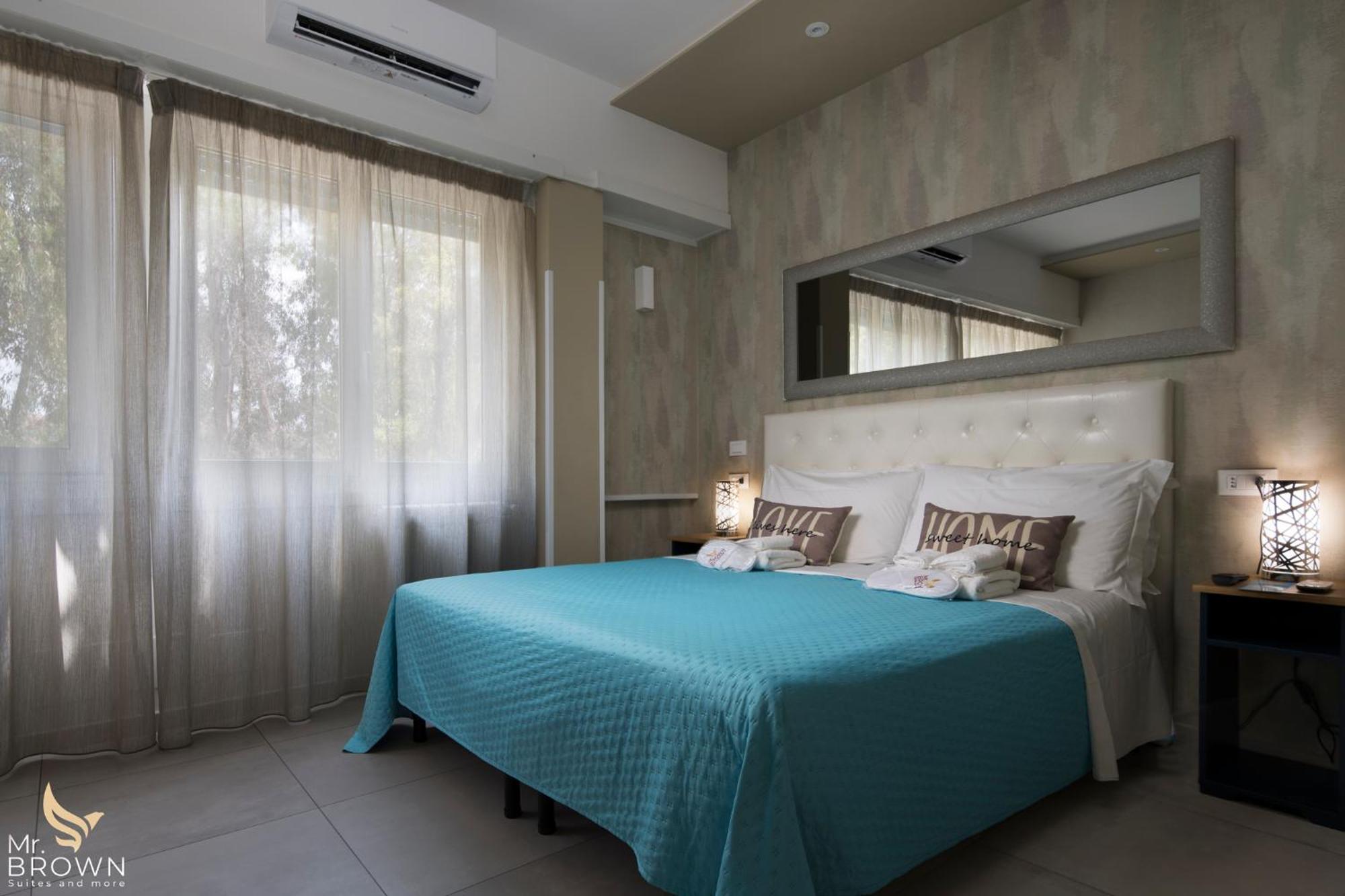 Mr Brown Home And Suites Rom Eksteriør billede
