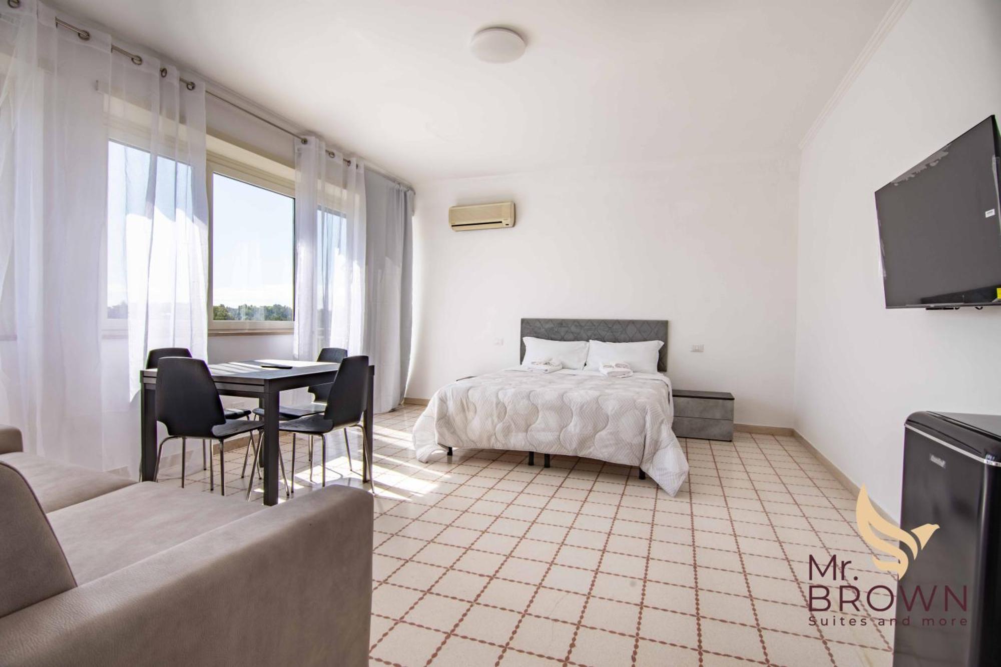 Mr Brown Home And Suites Rom Eksteriør billede