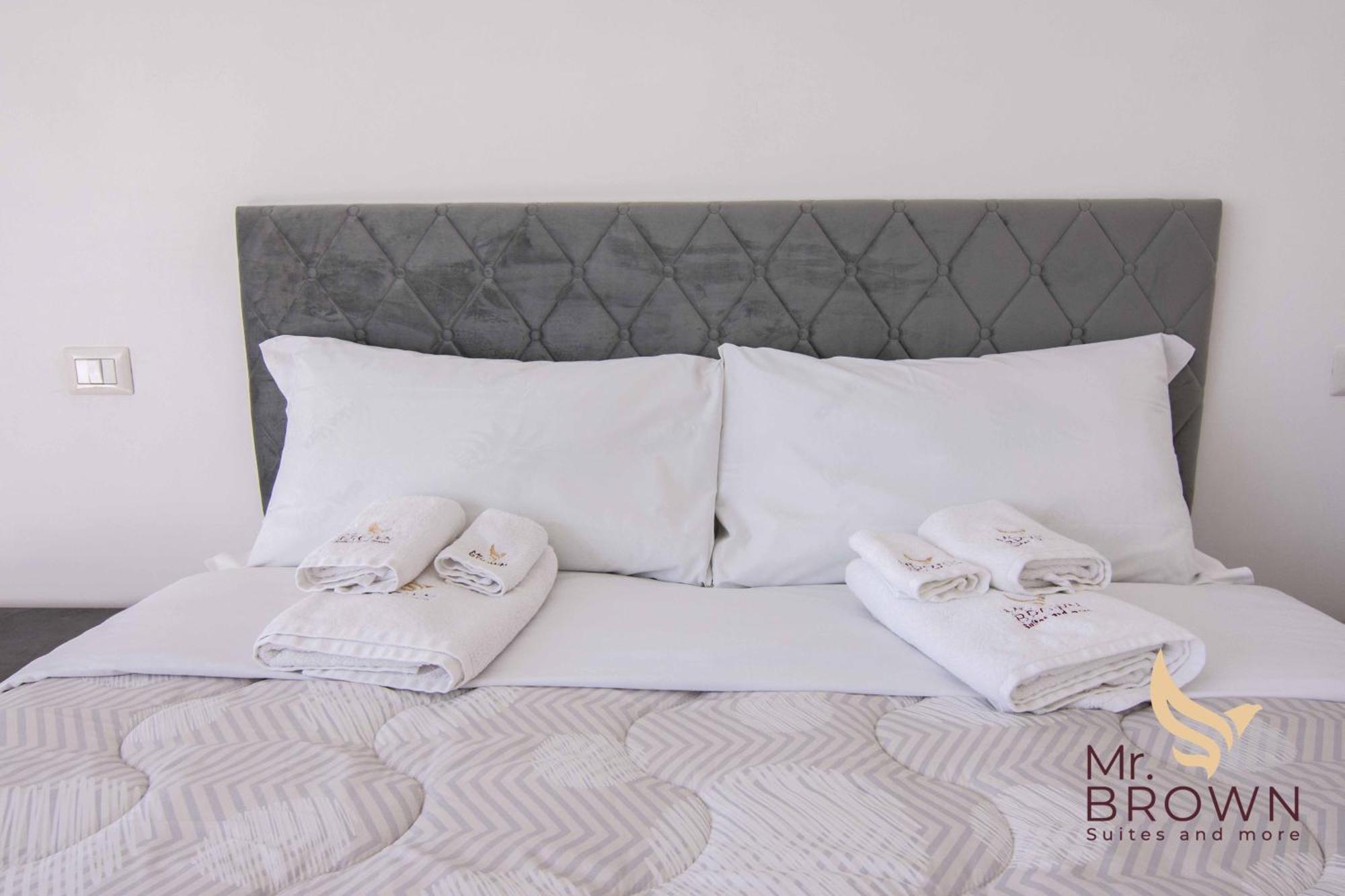 Mr Brown Home And Suites Rom Eksteriør billede